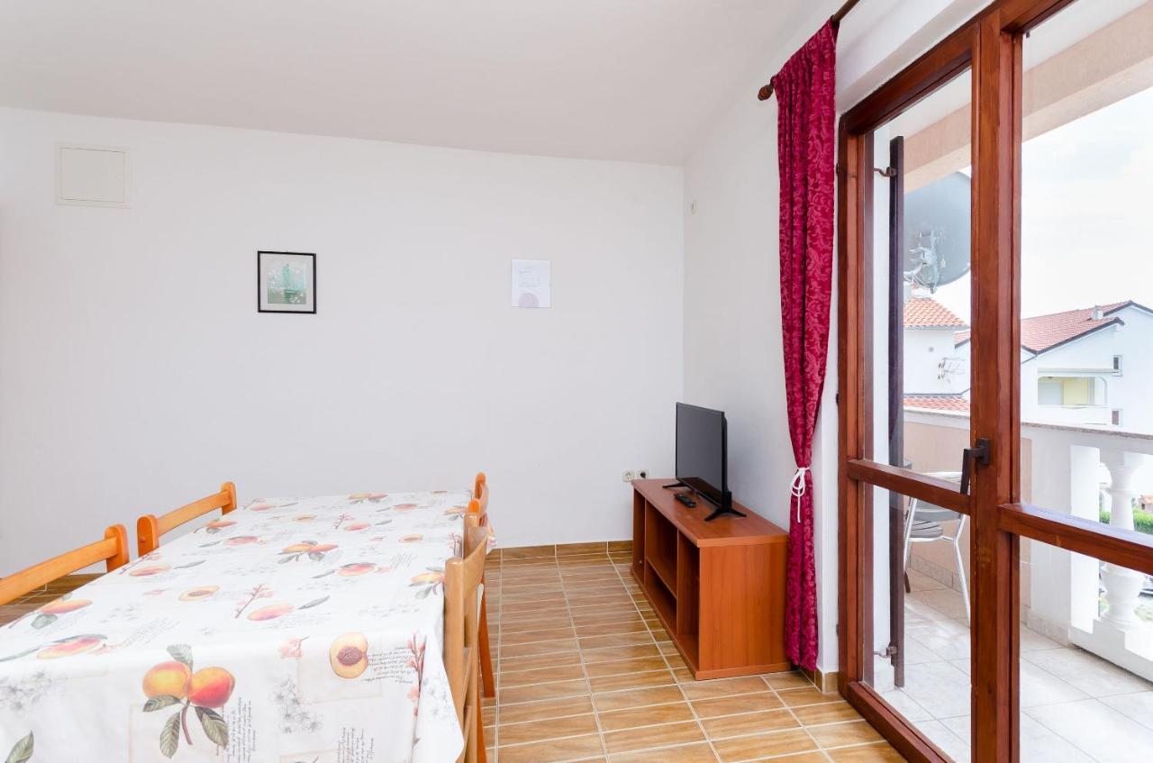 Apartments Dragan Lopar Buitenkant foto