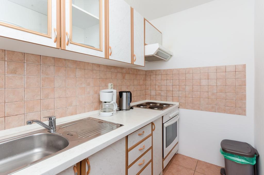 Apartments Dragan Lopar Buitenkant foto