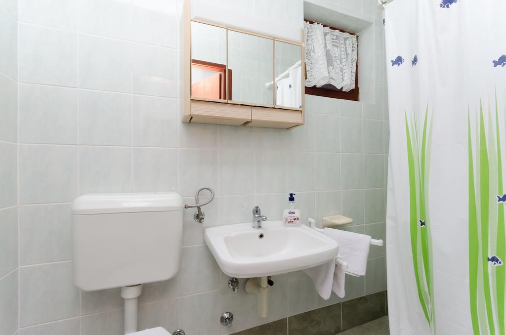 Apartments Dragan Lopar Buitenkant foto