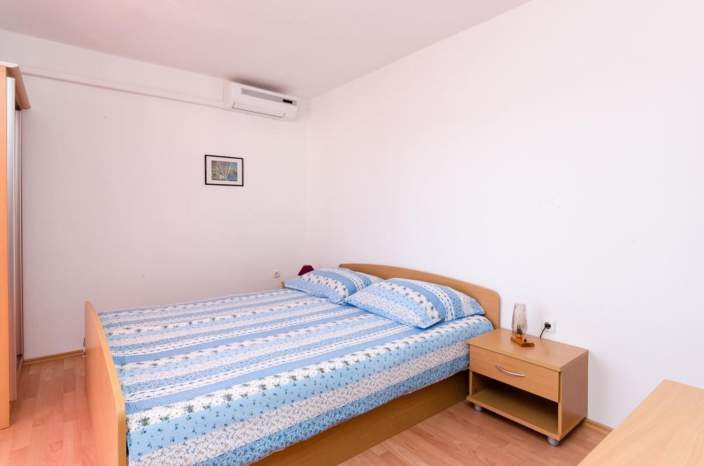 Apartments Dragan Lopar Buitenkant foto