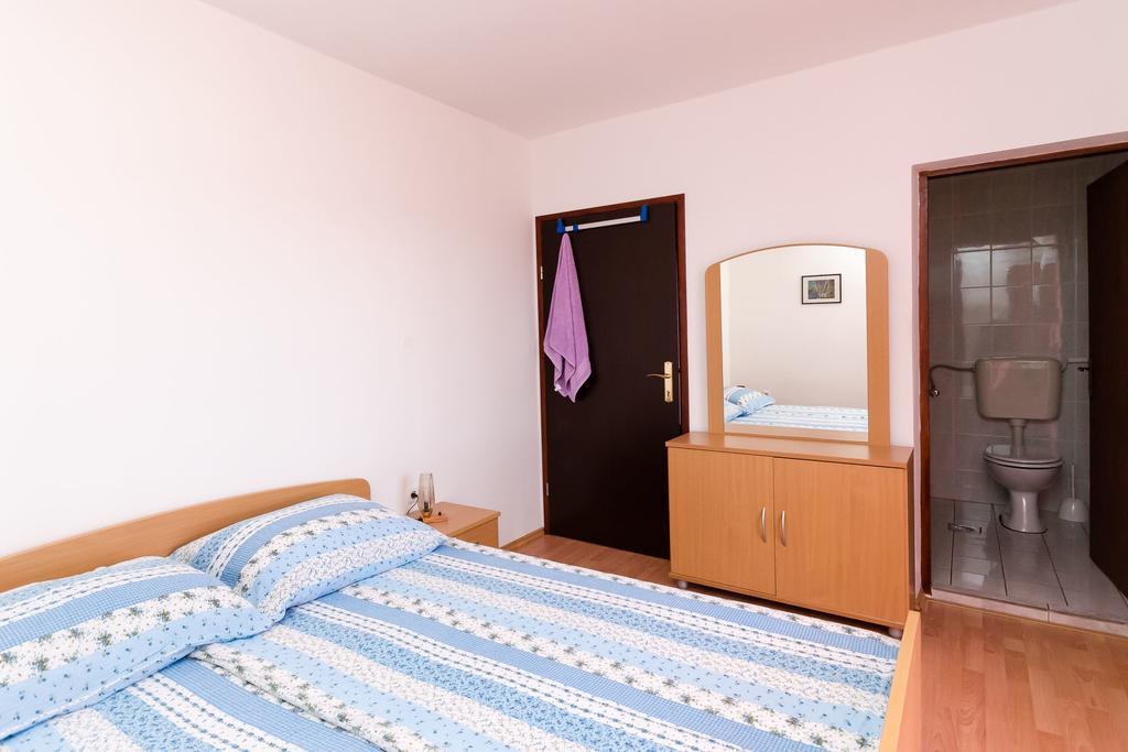 Apartments Dragan Lopar Buitenkant foto
