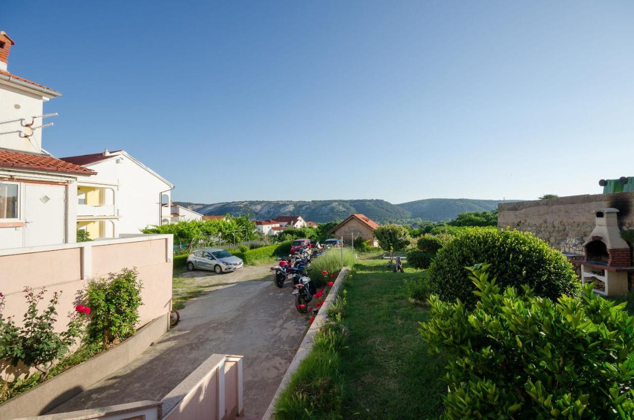 Apartments Dragan Lopar Buitenkant foto