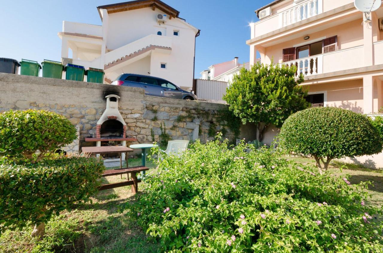 Apartments Dragan Lopar Buitenkant foto