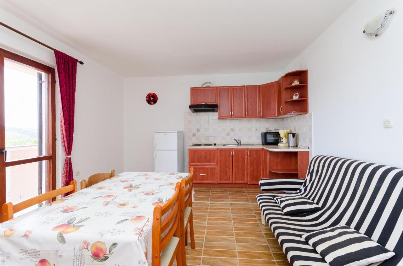 Apartments Dragan Lopar Buitenkant foto